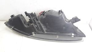 Mitsubishi Carisma Lampa przednia 15157700