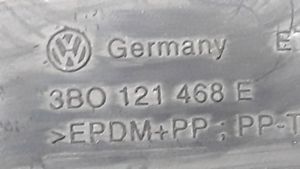 Volkswagen PASSAT B5.5 Intercooler air channel guide 3B0121468E