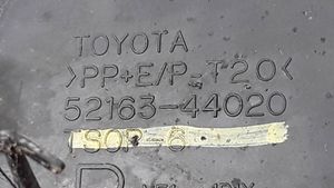 Toyota Avensis Verso Priekinis tempimo kilpos dangtelis 5216344020