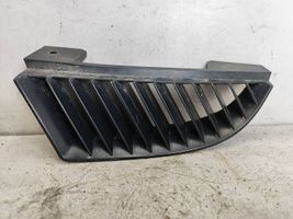 Mitsubishi Colt Grille calandre supérieure de pare-chocs avant MN127773