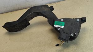 Volkswagen PASSAT B5.5 Accelerator throttle pedal 8D1721523E