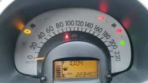 Daihatsu Sirion Compteur de vitesse tableau de bord 769204930