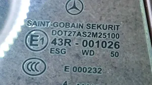 Mercedes-Benz CLK A209 C209 Galinis šoninis kėbulo stiklas 43R001026