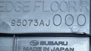 Subaru Outback Protection de seuil de coffre 95073AJ000