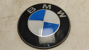 BMW X3 E83 Mostrina con logo/emblema della casa automobilistica 8132375