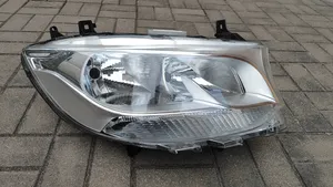 Mercedes-Benz Sprinter W907 W910 Lampa przednia A9109060100