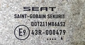 Seat Altea Основное стекло передних дверей (четырехдверного автомобиля) 43R000479