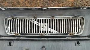 Volvo V70 Atrapa chłodnicy / Grill 8659875