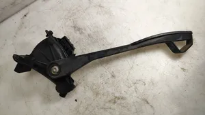 Volvo V70 Accelerator throttle pedal 9496822