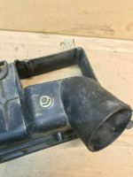 Volkswagen PASSAT B3 Air filter box cover 