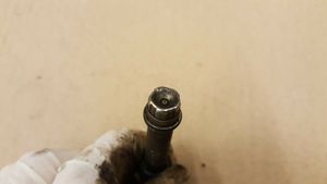 Volkswagen Golf II Fuel injector 035133551C