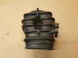 Volkswagen Jetta II Tube d'admission d'air 027133357A