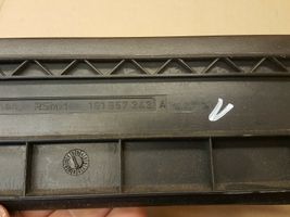 Volkswagen Jetta II Dashboard trim 191857243A