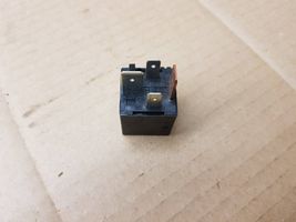 Volkswagen Eos Other relay 7N0951253