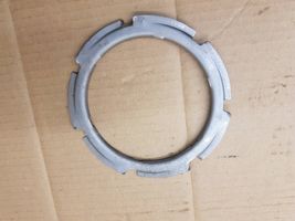 Volkswagen Eos Bague de verrouillage pour réservoir de carburant 1K0201375