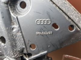 Audi A3 S3 A3 Sportback 8P Ramka szyby drzwi przednich 8P4837629