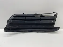 Volkswagen Jetta V Grille inférieure de pare-chocs avant 1K0853666J