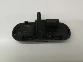 Audi A4 S4 B8 8K Ugello a spruzzo lavavetri per parabrezza 8T0955988B