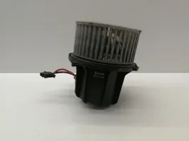 Audi A4 S4 B8 8K Ventola riscaldamento/ventilatore abitacolo 8K1820021