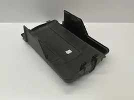 Volkswagen Caddy Coperchio/tappo della scatola vassoio della batteria 3C0915443A