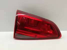 Volkswagen Golf VII Lampy tylnej klapy bagażnika 5G0945093AC