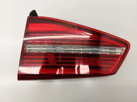 Volkswagen PASSAT B8 Lampy tylnej klapy bagażnika 3G9945308D