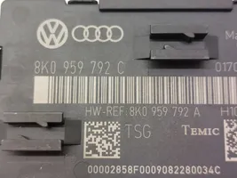 Audi A4 S4 B8 8K Oven ohjainlaite/moduuli 8K0959792C