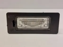 Audi A4 S4 B8 8K Lampa oświetlenia tylnej tablicy rejestracyjnej 8T0943021