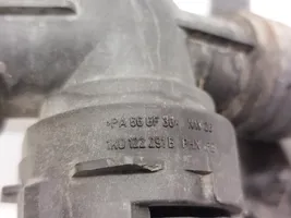 Volkswagen PASSAT B6 Engine coolant pipe/hose 3C0122101CJ