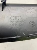 Audi A8 S8 D4 4H Rivestimento modanatura del faro posteriore 4H0941779