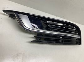 Volkswagen PASSAT CC Priešrūkinio žibinto apdaila/ grotelės 3C8854661A