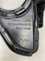 Toyota RAV 4 (XA40) Etusumuvalon ritilä 5203042050