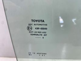 Toyota Avensis T270 Etuoven ikkunalasi, neliovinen malli E643R00049