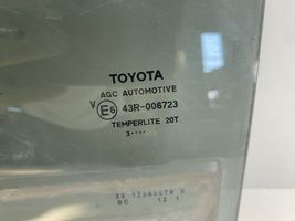 Toyota Yaris Vitre de fenêtre porte arrière E643r006723