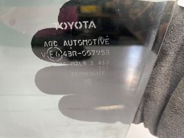 Toyota RAV 4 (XA50) Vitre de fenêtre porte arrière e643r007953