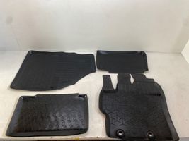 Toyota Yaris Cross Kit tapis de sol auto 58500yyb10