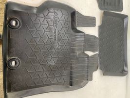 Toyota Yaris Cross Kit tapis de sol auto 58500yyb10