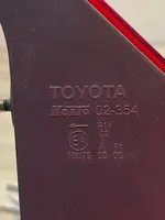 Toyota Auris E180 Feux arrière sur hayon 