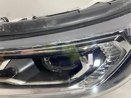 Toyota RAV 4 (XA50) Lampa przednia 