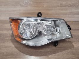 Chrysler Town & Country V Lampa przednia 05113336AG