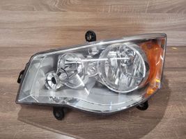 Chrysler Town & Country V Lampa przednia 05113337AG