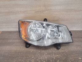 Chrysler Town & Country V Lampa przednia 05113336AG