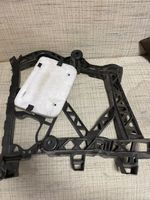 Mercedes-Benz GL X166 Soporte de montaje del parachoques trasero A1668801301