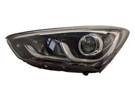 Hyundai Santa Fe Priekšējais lukturis 921012WXXX