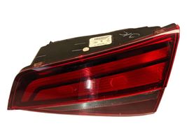 Volkswagen Jetta VI Rear/tail lights 5C6945094H