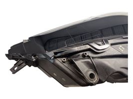 Lexus RX 330 - 350 - 400H Lampa przednia 8114548F80