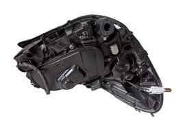 Volvo V60 Lampa przednia 31383066