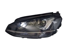 Volkswagen Golf VII Lampa przednia 5G1941751