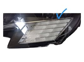 Audi A3 8Y Lampa przednia 8Y0941035