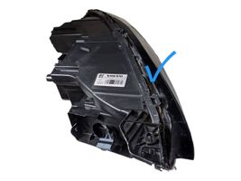 Volvo XC90 Faro/fanale 31446880